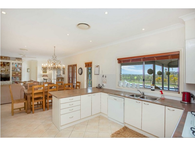 16 St Marks Lane, Old Bar NSW 2430