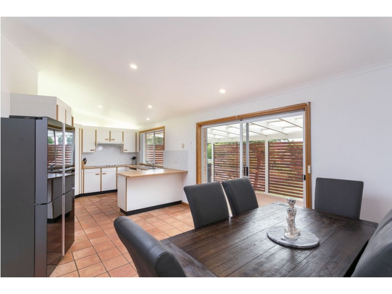 44 Molong Rd, Old Bar NSW 2430