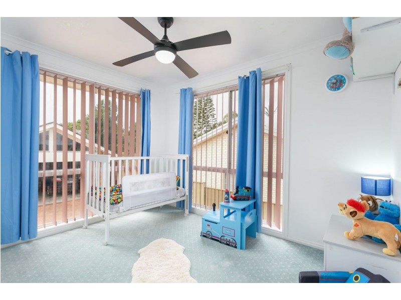 44 Molong Rd, Old Bar NSW 2430