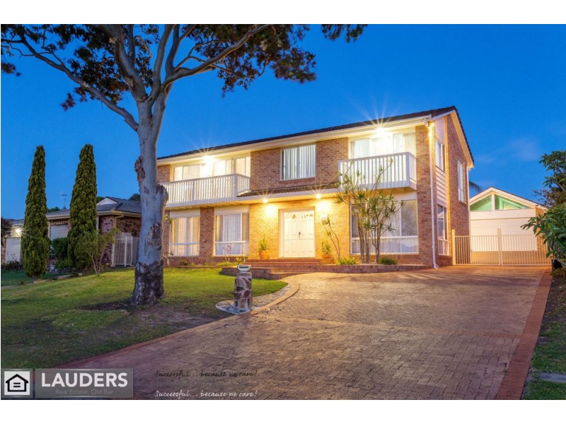 44 Molong Rd, Old Bar NSW 2430