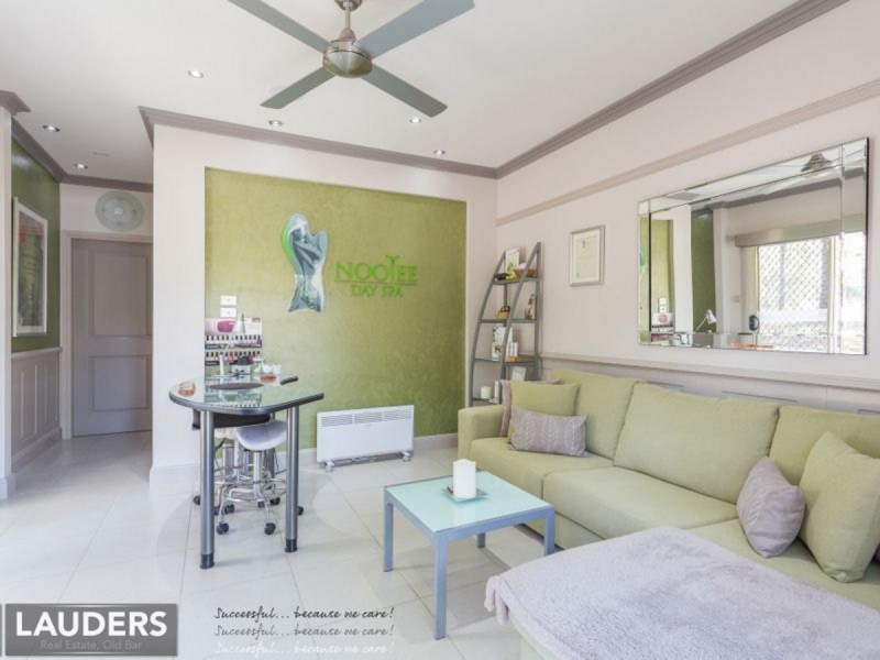 28 Kolinda Drive, Old Bar NSW 2430