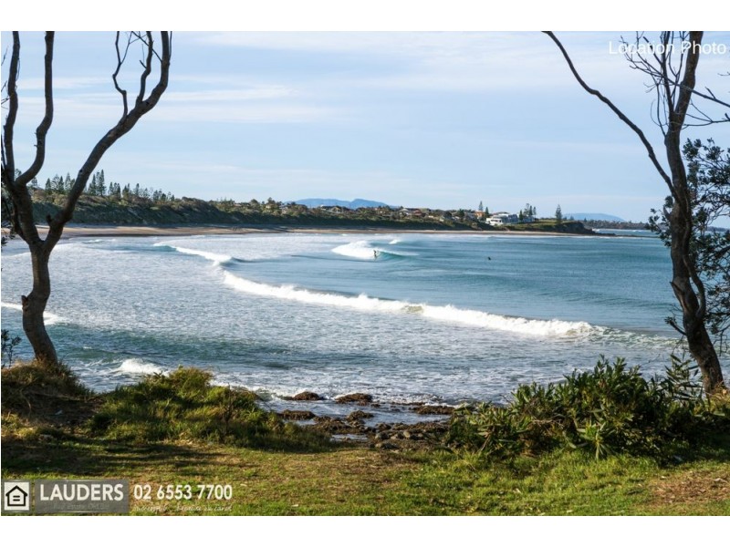 18 Howard Street, Wallabi Point NSW 2430