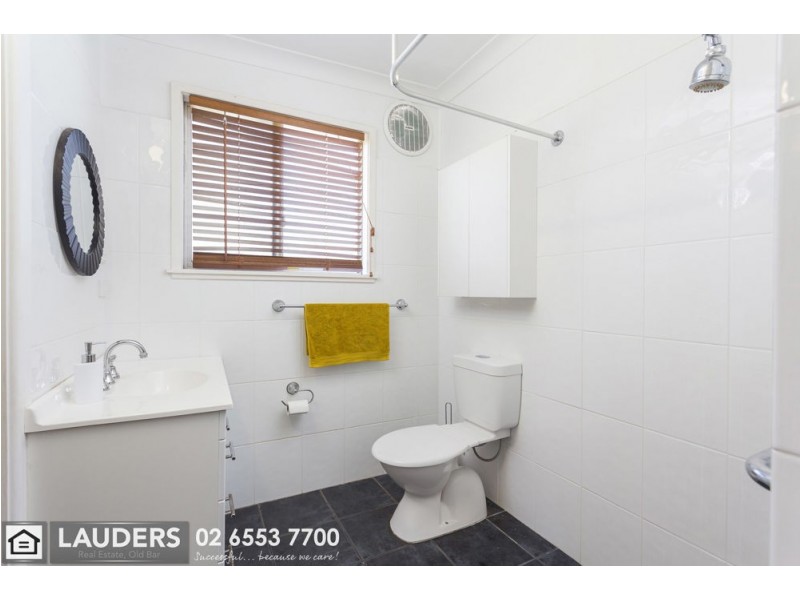 6 David Street, Old Bar NSW 2430