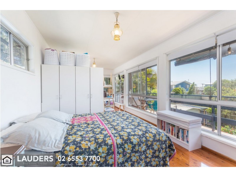 6 David Street, Old Bar NSW 2430