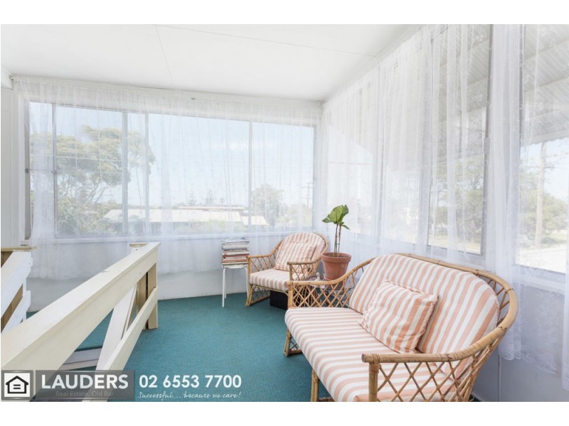 6 David Street, Old Bar NSW 2430