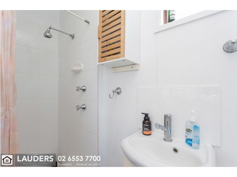 6 David Street, Old Bar NSW 2430