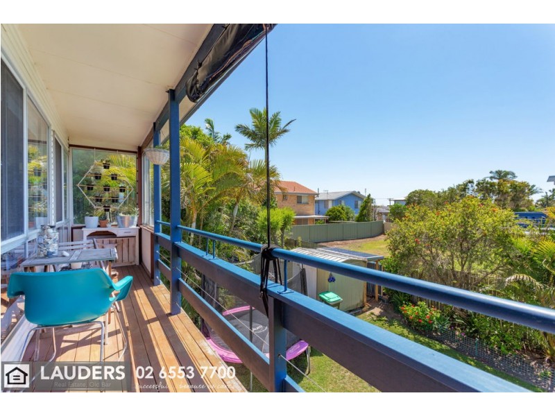 6 David Street, Old Bar NSW 2430