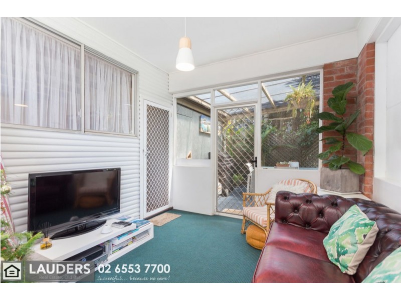 6 David Street, Old Bar NSW 2430