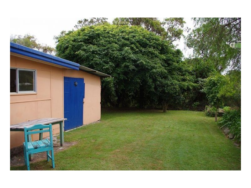 11 Hall Street, Old Bar NSW 2430