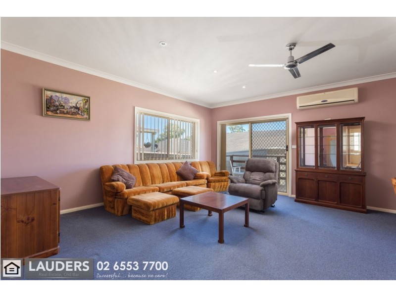 48 Medowie Road, Old Bar NSW 2430