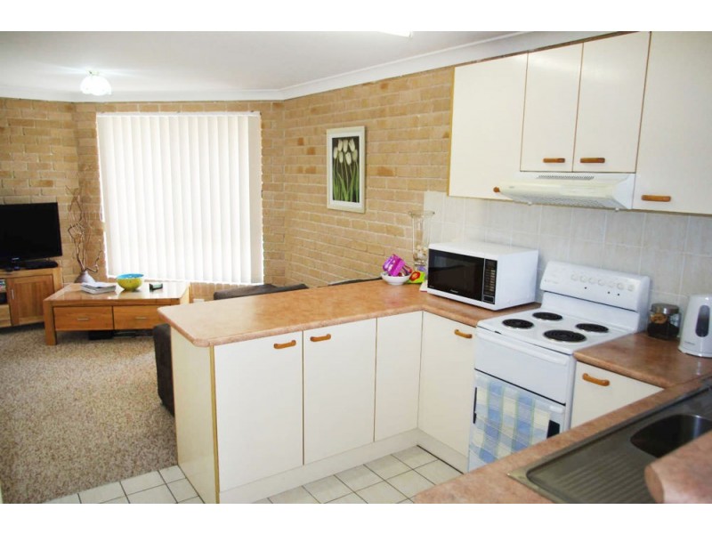 3/31 Clerke Street, Old Bar NSW 2430