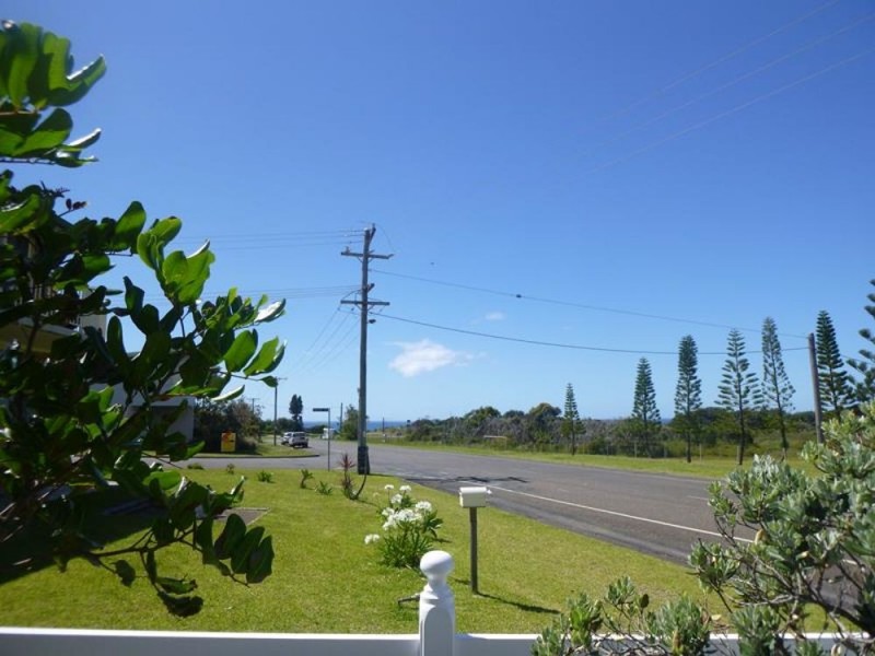 365 Saltwater Road, Wallabi Point NSW 2430