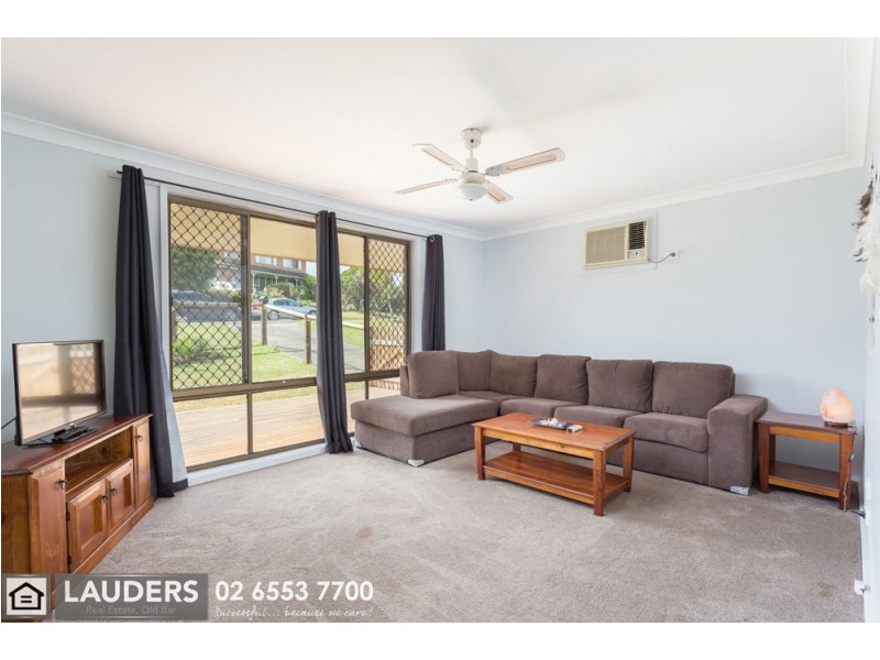 9 Caparra Close, Tinonee NSW 2430