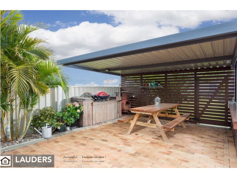 38 Rushby Drive, Old Bar NSW 2430