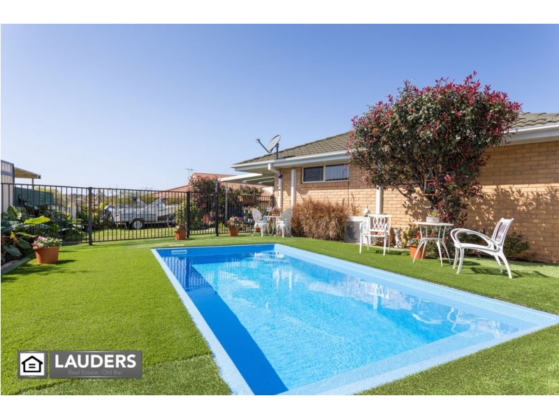 21 Mistral Place, Old Bar NSW 2430