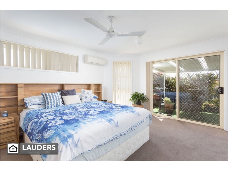 21 Mistral Place, Old Bar NSW 2430
