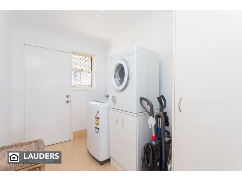 21 Mistral Place, Old Bar NSW 2430
