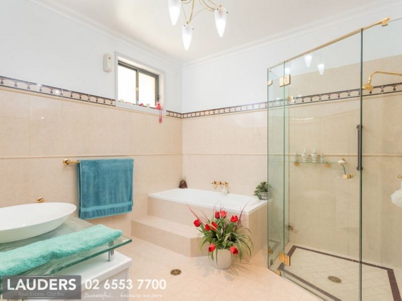 22 Jonnel Heights Place, Pampoolah NSW 2430