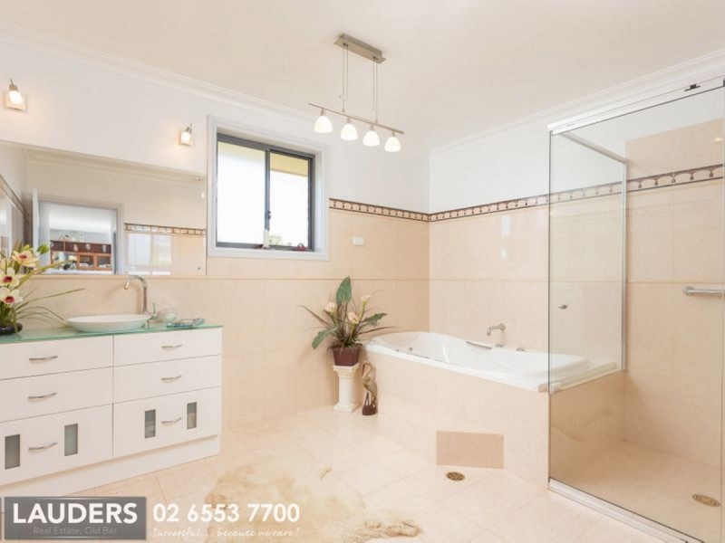 22 Jonnel Heights Place, Pampoolah NSW 2430