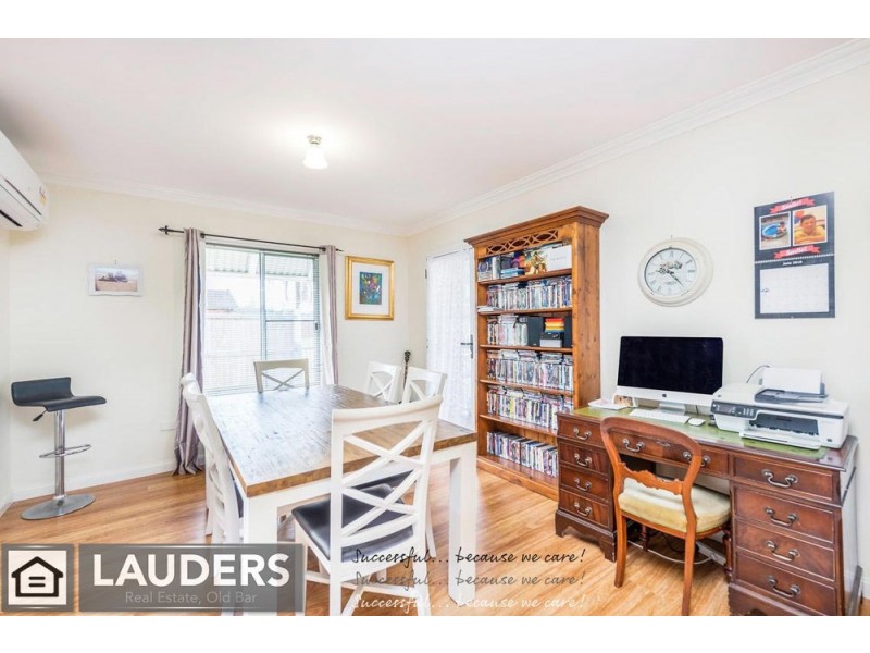 21 Farleigh Street, Old Bar NSW 2430