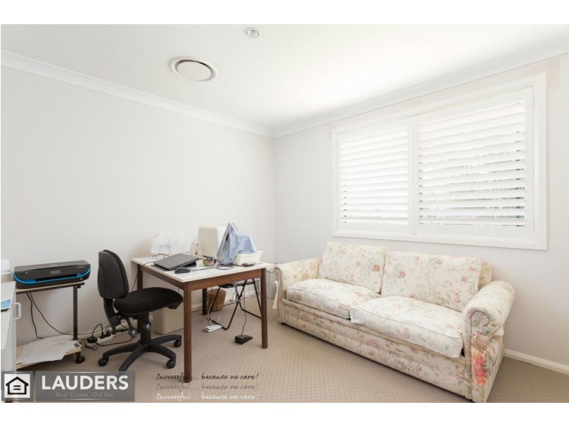 5 Curlew Place, Old Bar NSW 2430