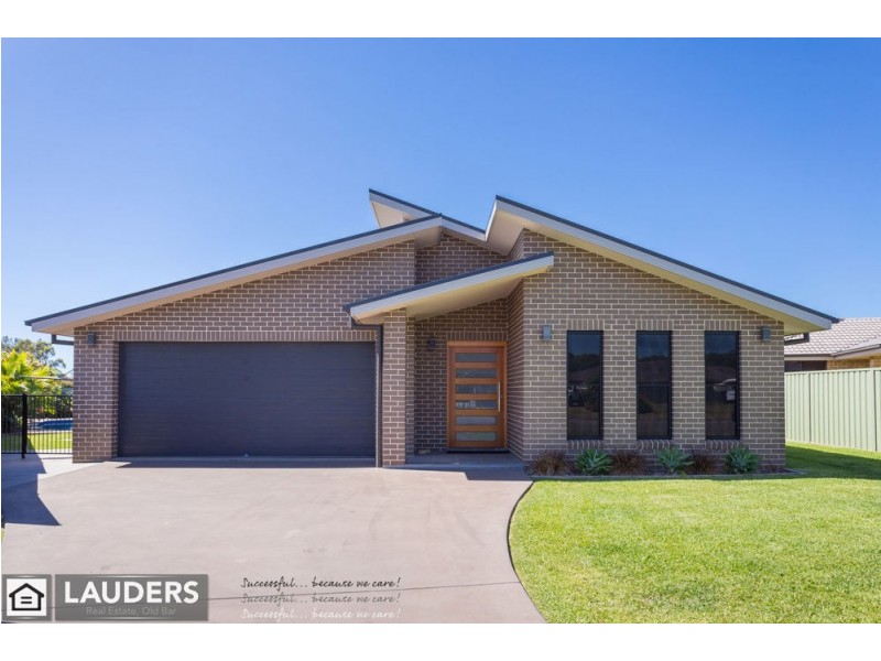 41 Bluehaven Drive, Old Bar NSW 2430