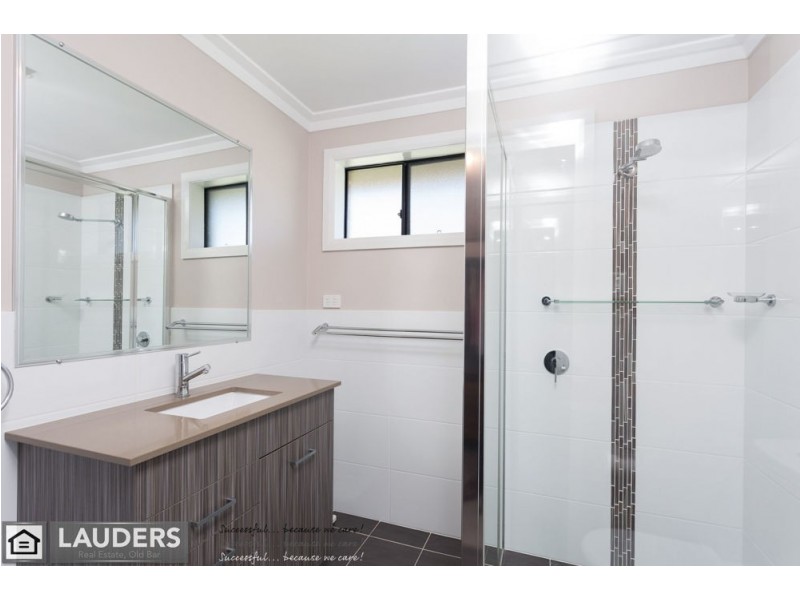 41 Bluehaven Drive, Old Bar NSW 2430