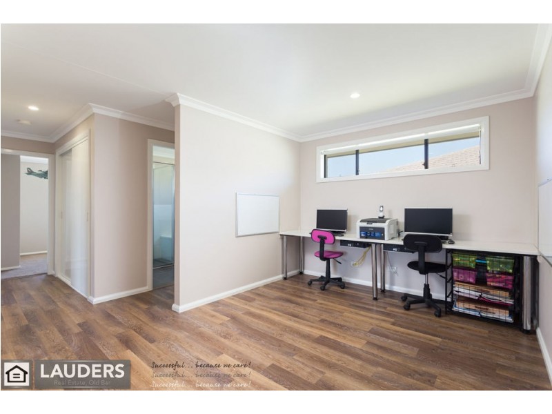 41 Bluehaven Drive, Old Bar NSW 2430