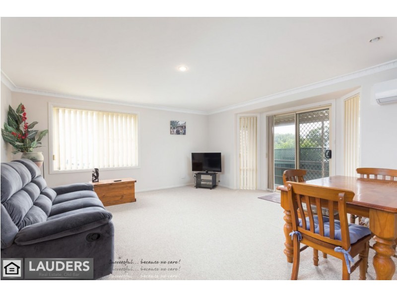 1/76 Old Bar Road, Old Bar NSW 2430