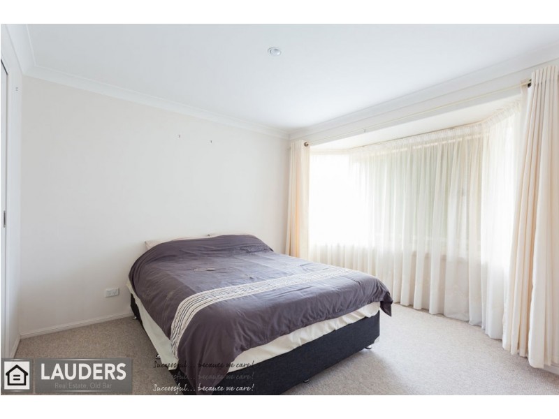 1/76 Old Bar Road, Old Bar NSW 2430