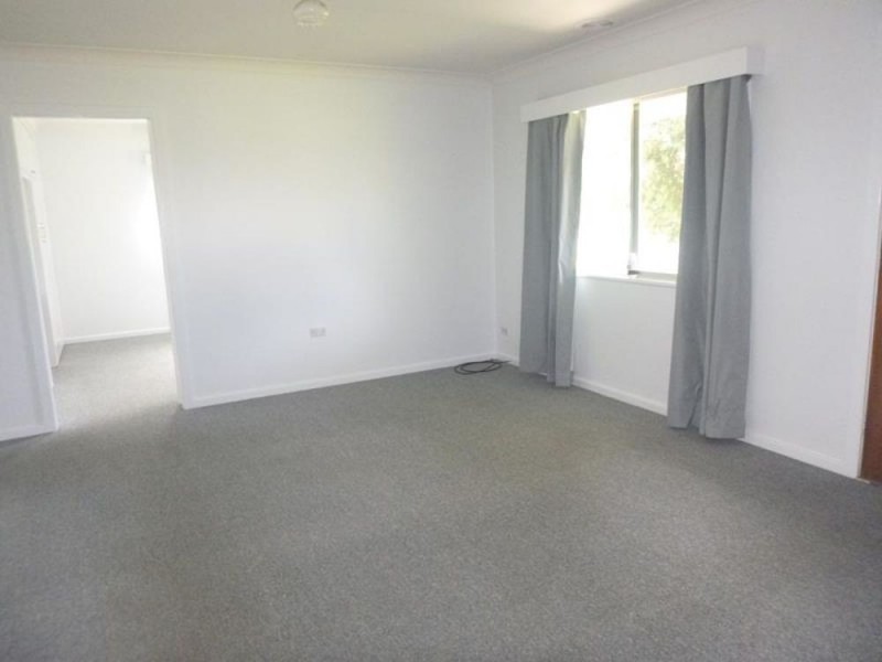 27 Waterman Street, Old Bar NSW 2430