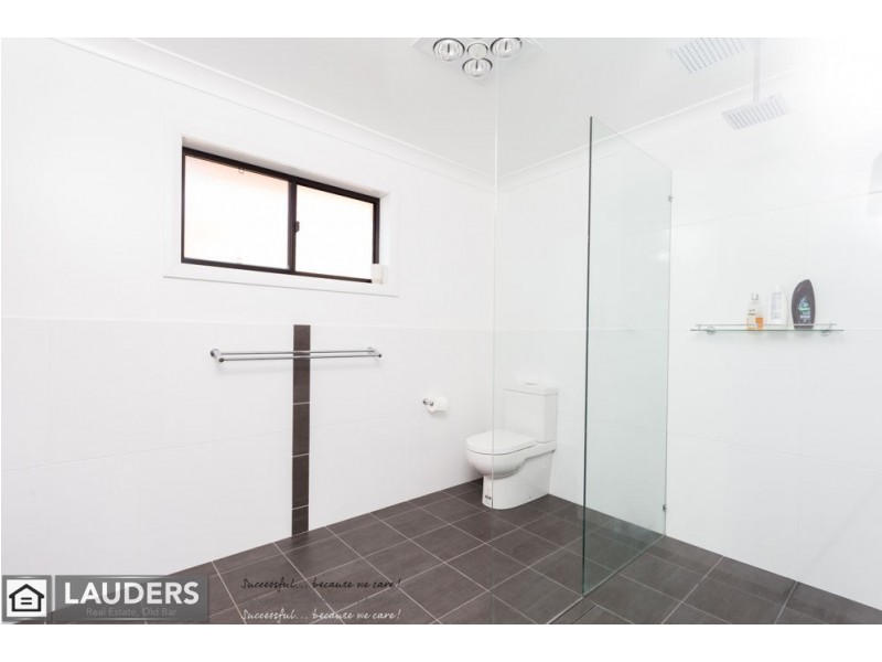 26 Bluehaven Drive, Old Bar NSW 2430