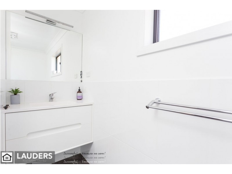 26 Bluehaven Drive, Old Bar NSW 2430