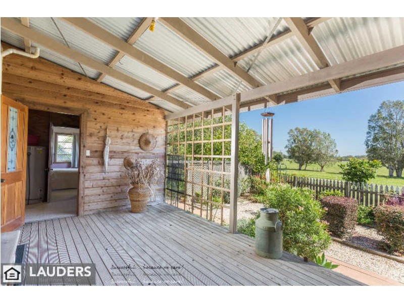 273 Cowans Lane, Oxley Island NSW 2430