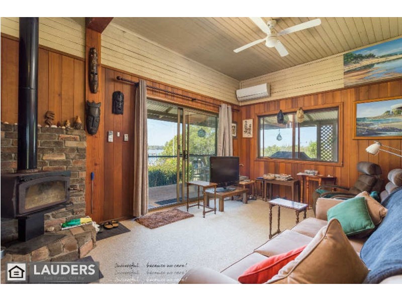 273 Cowans Lane, Oxley Island NSW 2430