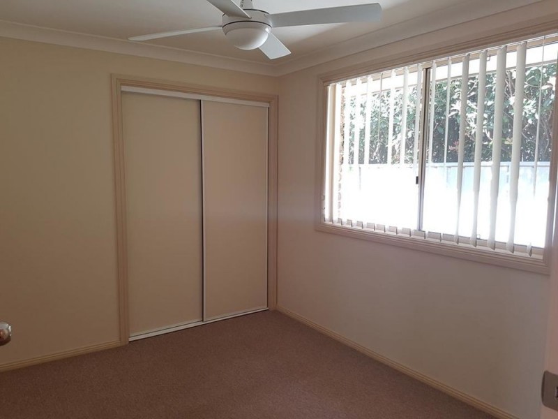 17 Bluehaven Drive, Old Bar NSW 2430