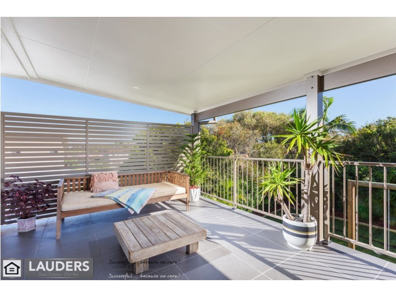 15 Smith Street, Old Bar NSW 2430