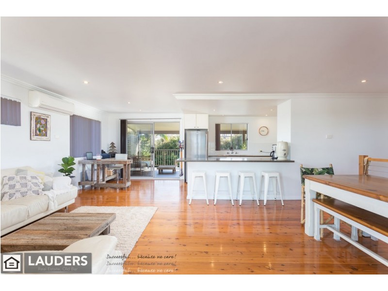 15 Smith Street, Old Bar NSW 2430