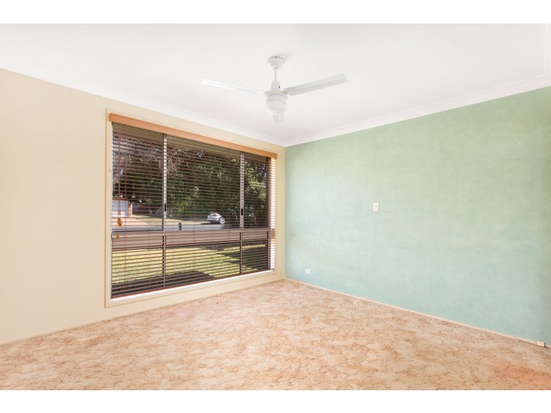 6 Suni Drive, Old Bar NSW 2430