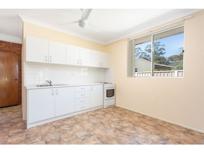 6 Suni Drive, Old Bar NSW 2430