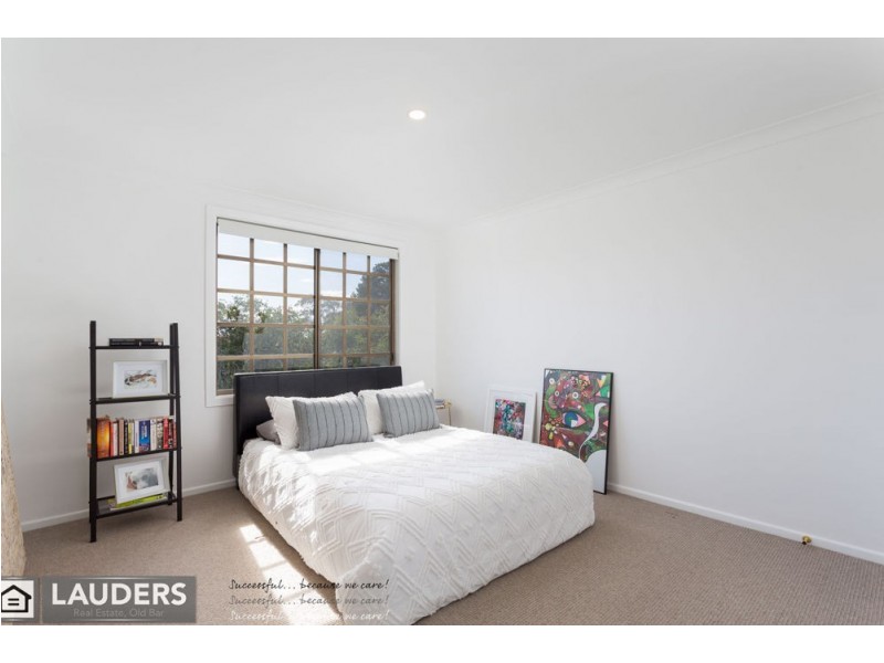 22 Belle Villa Parade, Old Bar NSW 2430