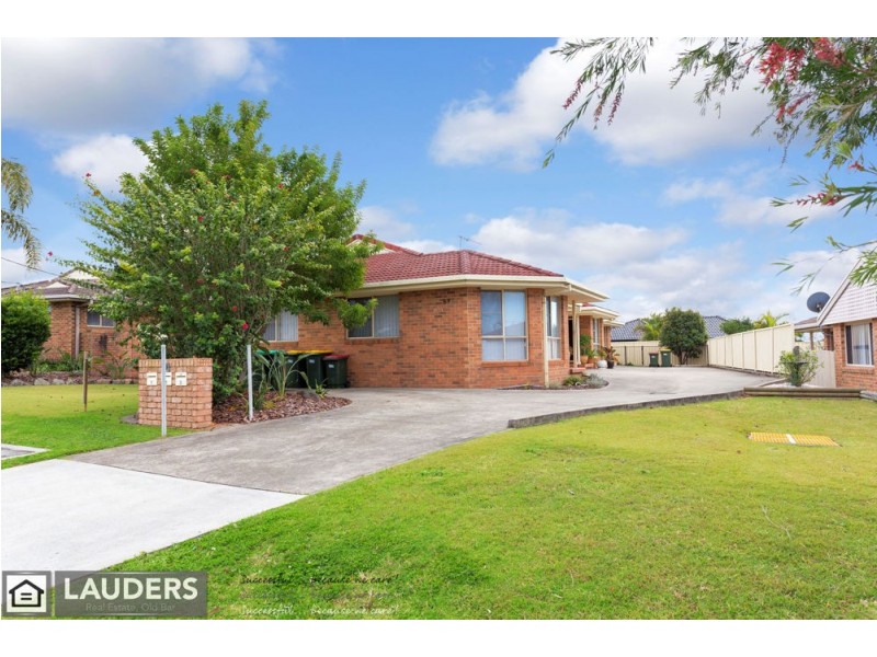 2/89 Old Bar Road, Old Bar NSW 2430