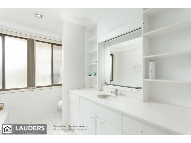 64 Waterman Street, Old Bar NSW 2430