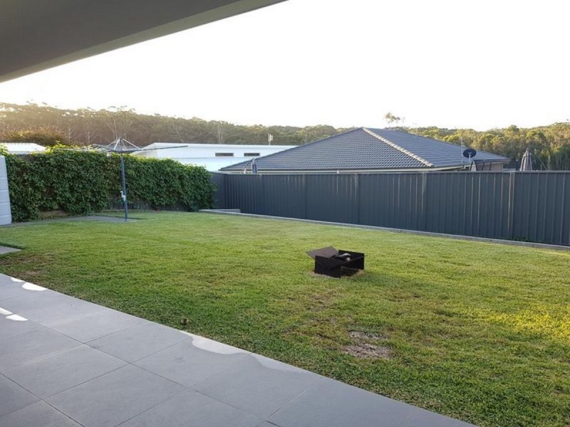 8 Janice Street, Wallabi Point NSW 2430