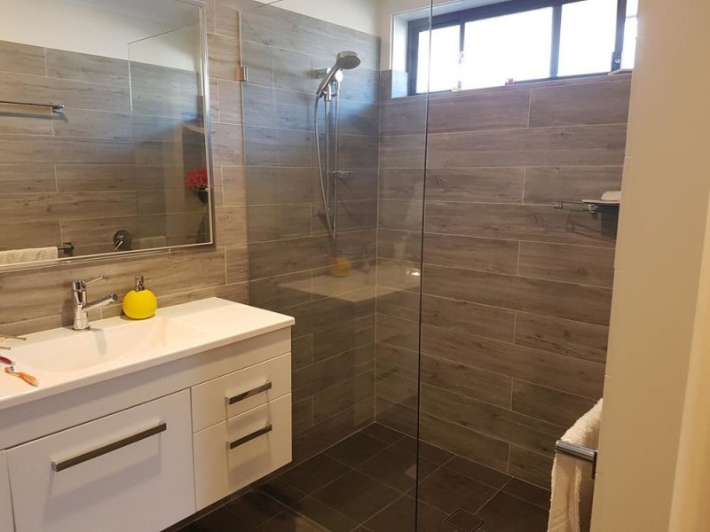 20 Medowie Road, Old Bar NSW 2430