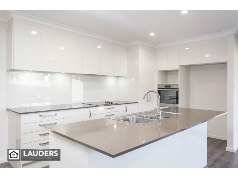 15 Howard Street, Wallabi Point NSW 2430