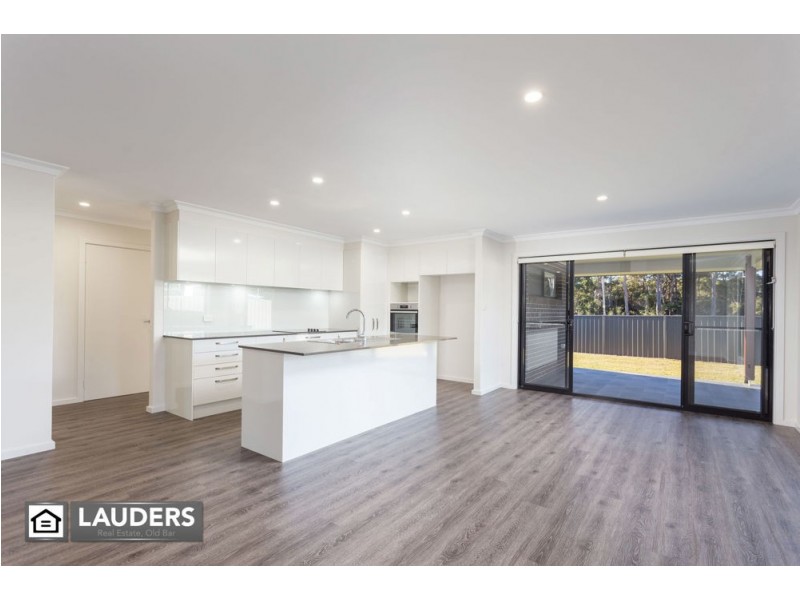 15 Howard Street, Wallabi Point NSW 2430