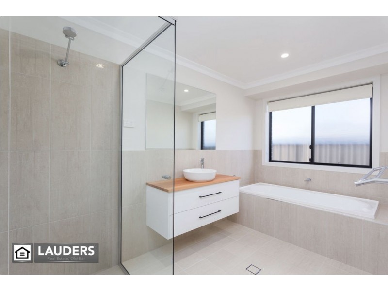 15 Howard Street, Wallabi Point NSW 2430