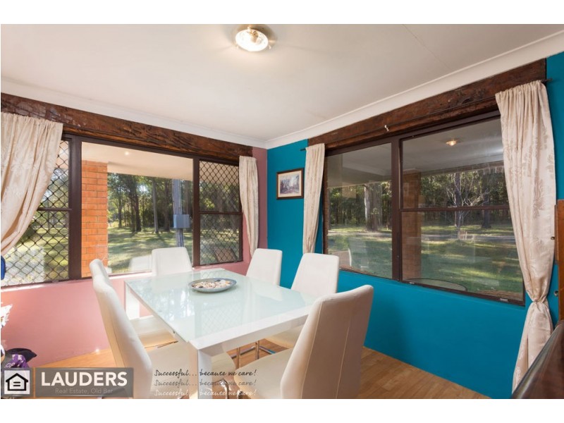 604 Old Bar Road, Old Bar NSW 2430