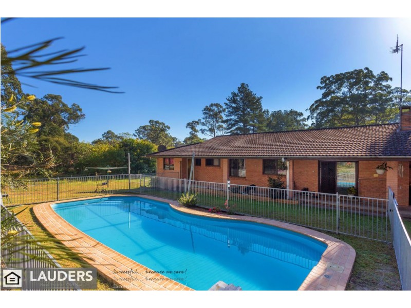 604 Old Bar Road, Old Bar NSW 2430